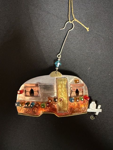 PI Vintage Camper