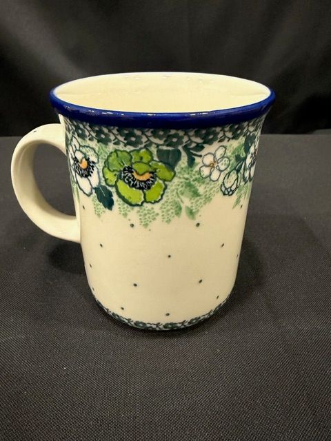 B13-2320X Green Poppies
