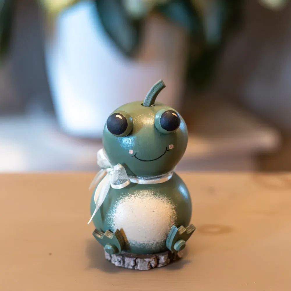 AFR-B Frankie Frog Tiny 1124