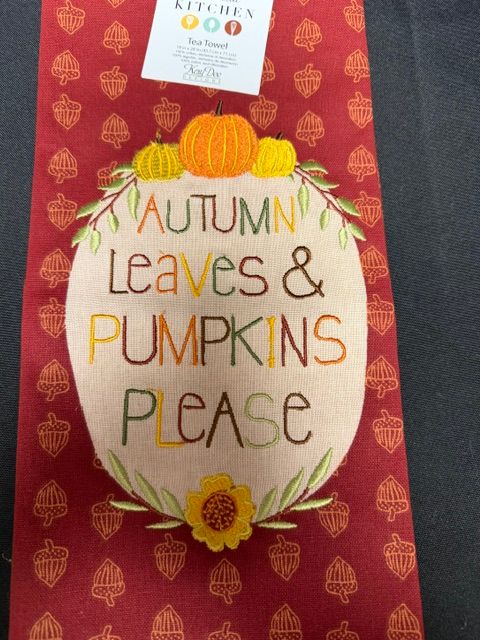 1110 Towel Autumn Leaves & Pumpkins Please Dual Purpose 
