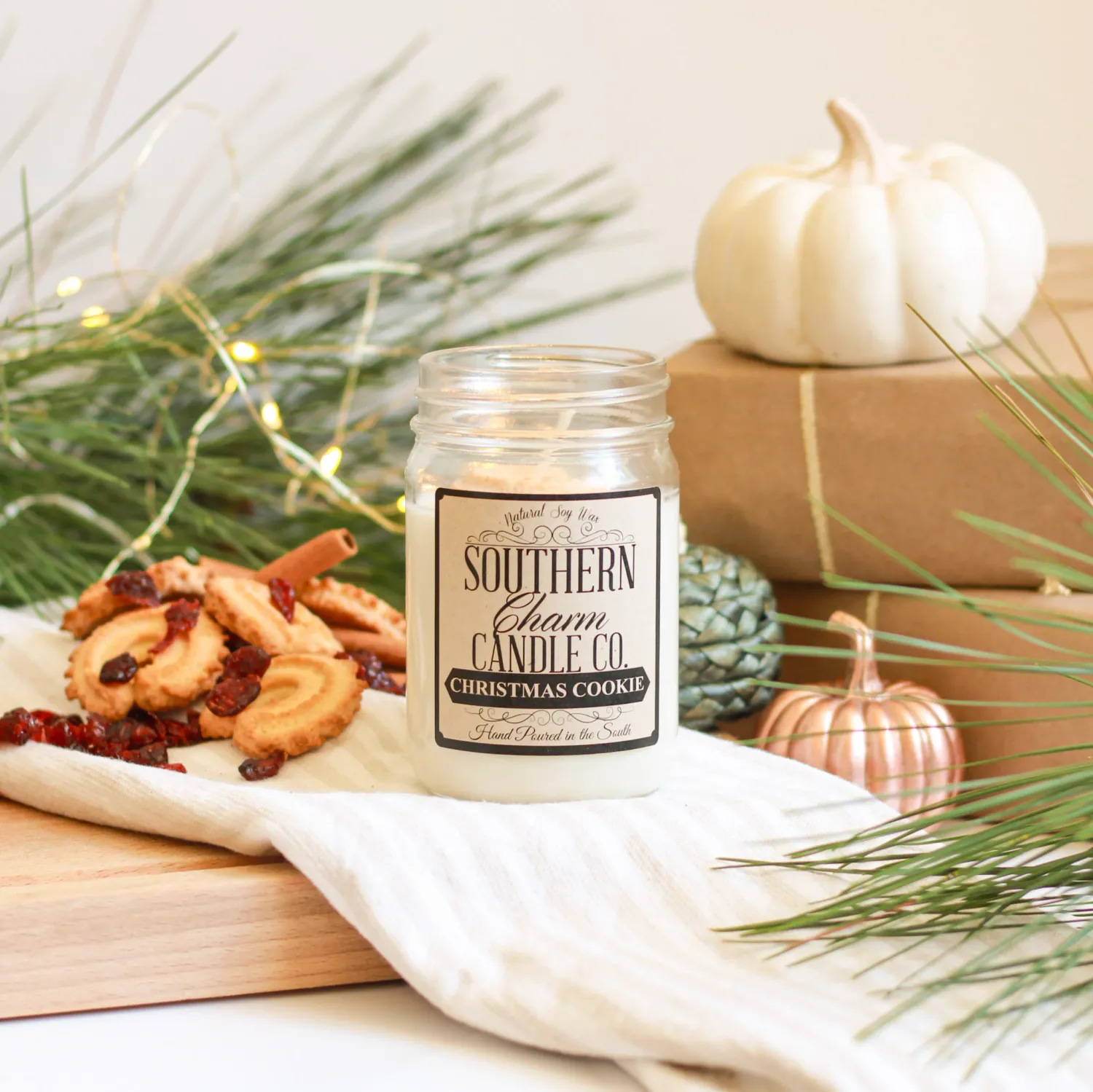 12oz WS Christmas Cookie Candle 1176