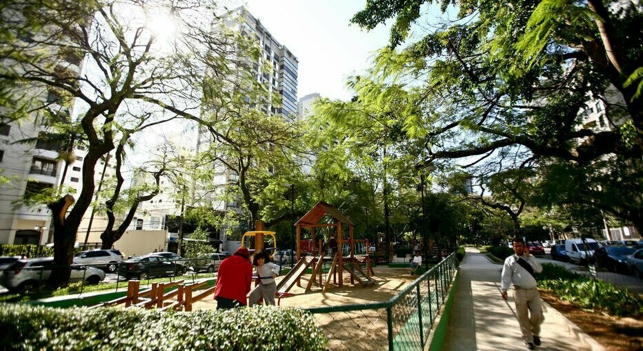 PRAÇA PEREIRA COUTINHO,
Vila Nova Conceição PRAÇA PEREIRA COUTINHO,
Vila Nova Conceição