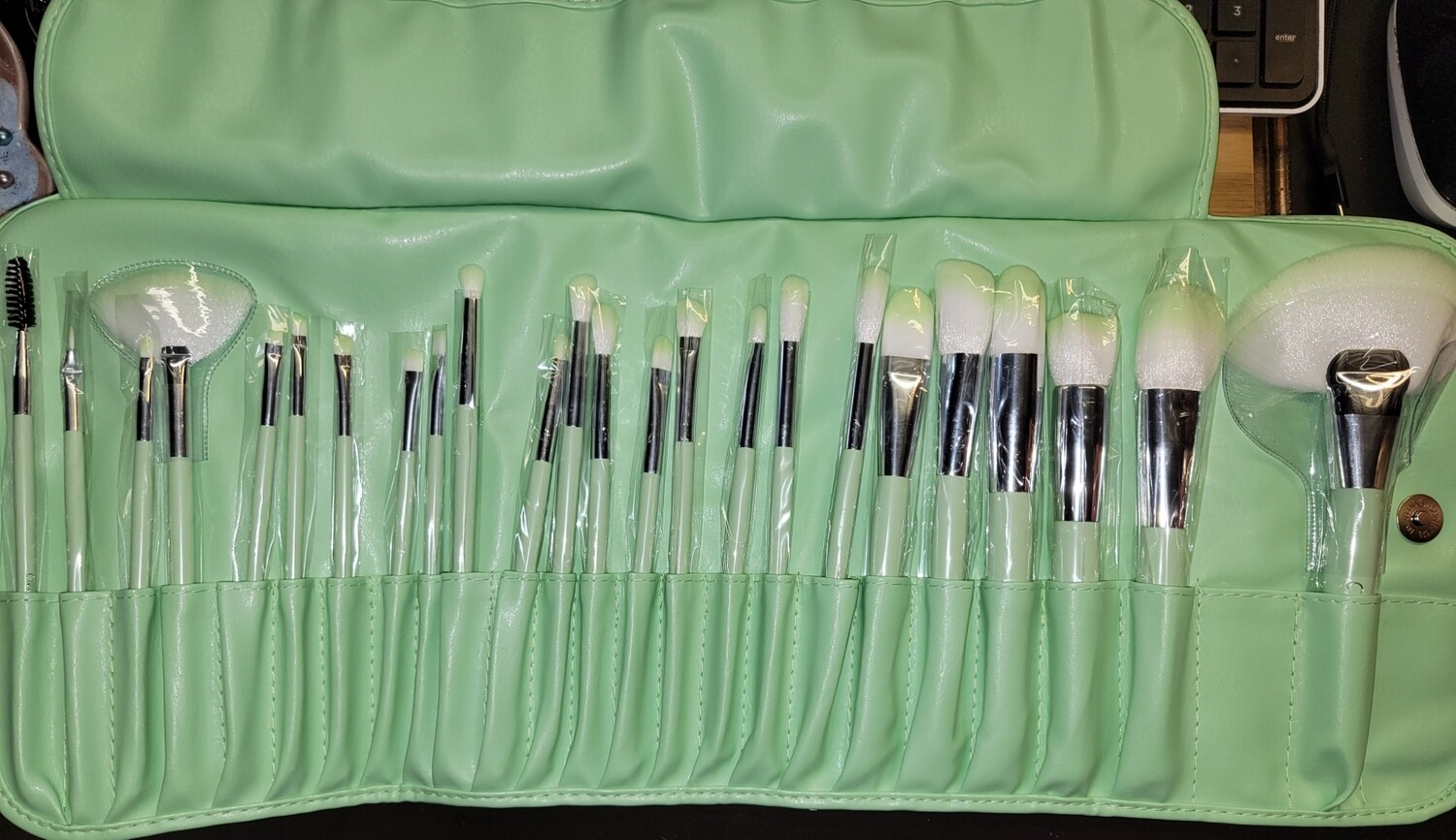 Beauty Creations Brush set