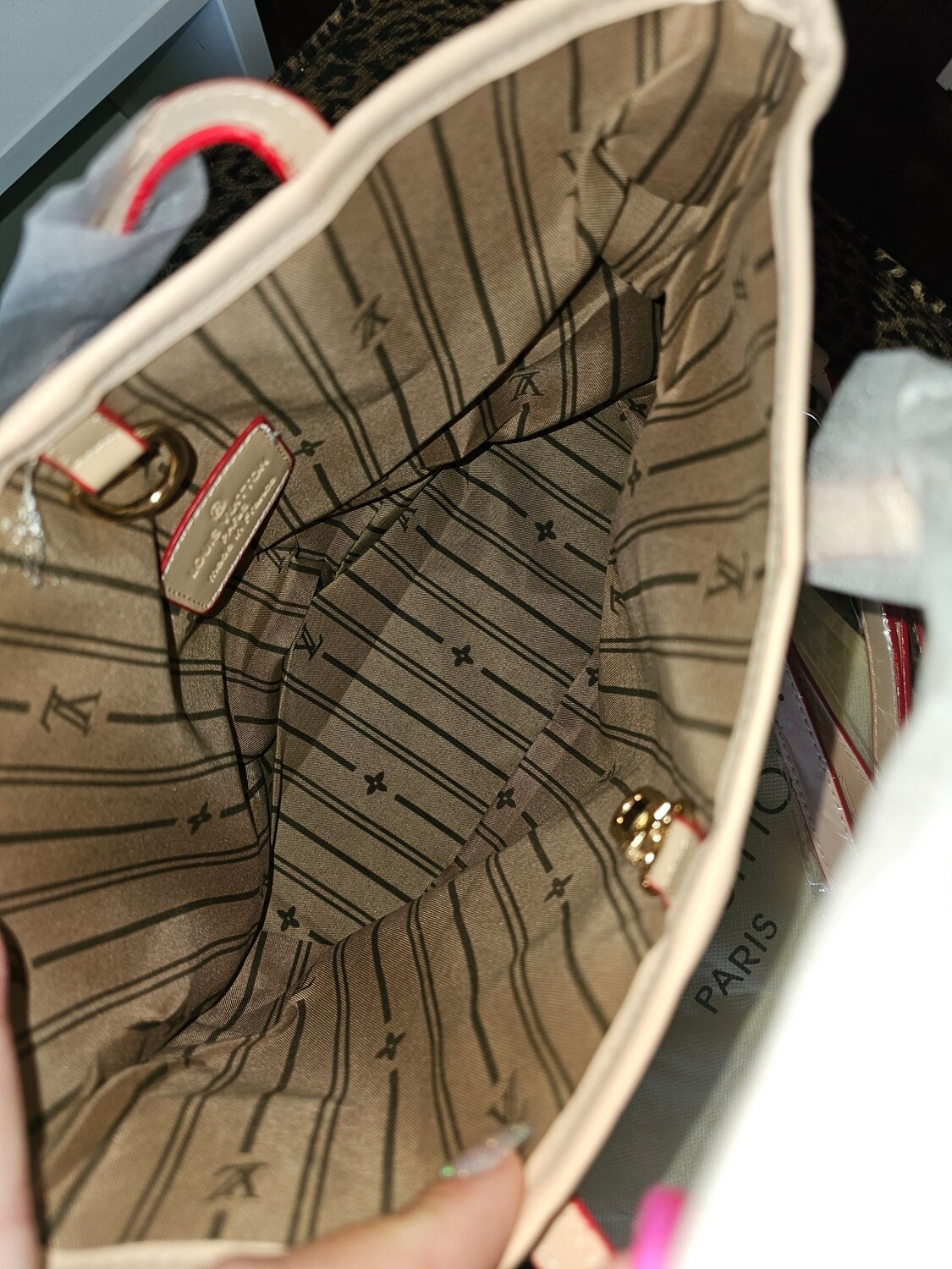 Small LV purse