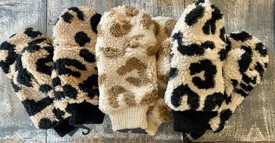 Sherpa Leopard Mittens