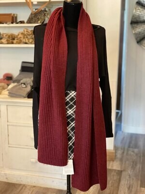 Maroon Cablenet Scarf