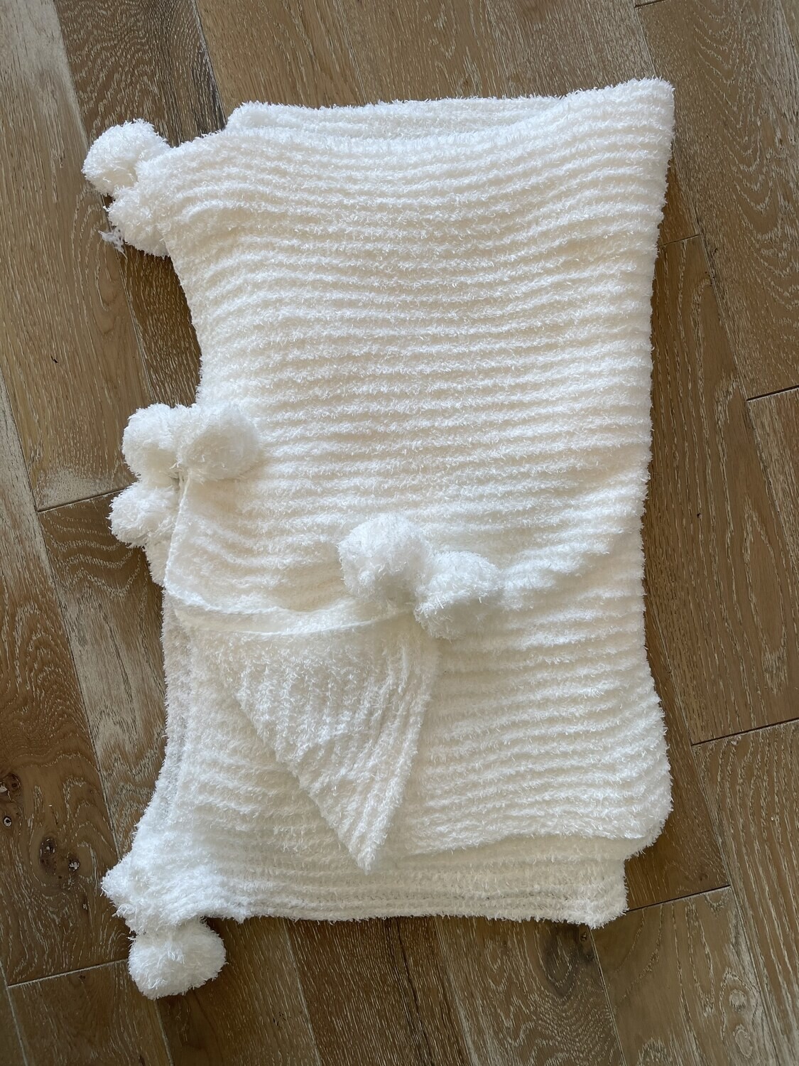 Pom Pom Blankets