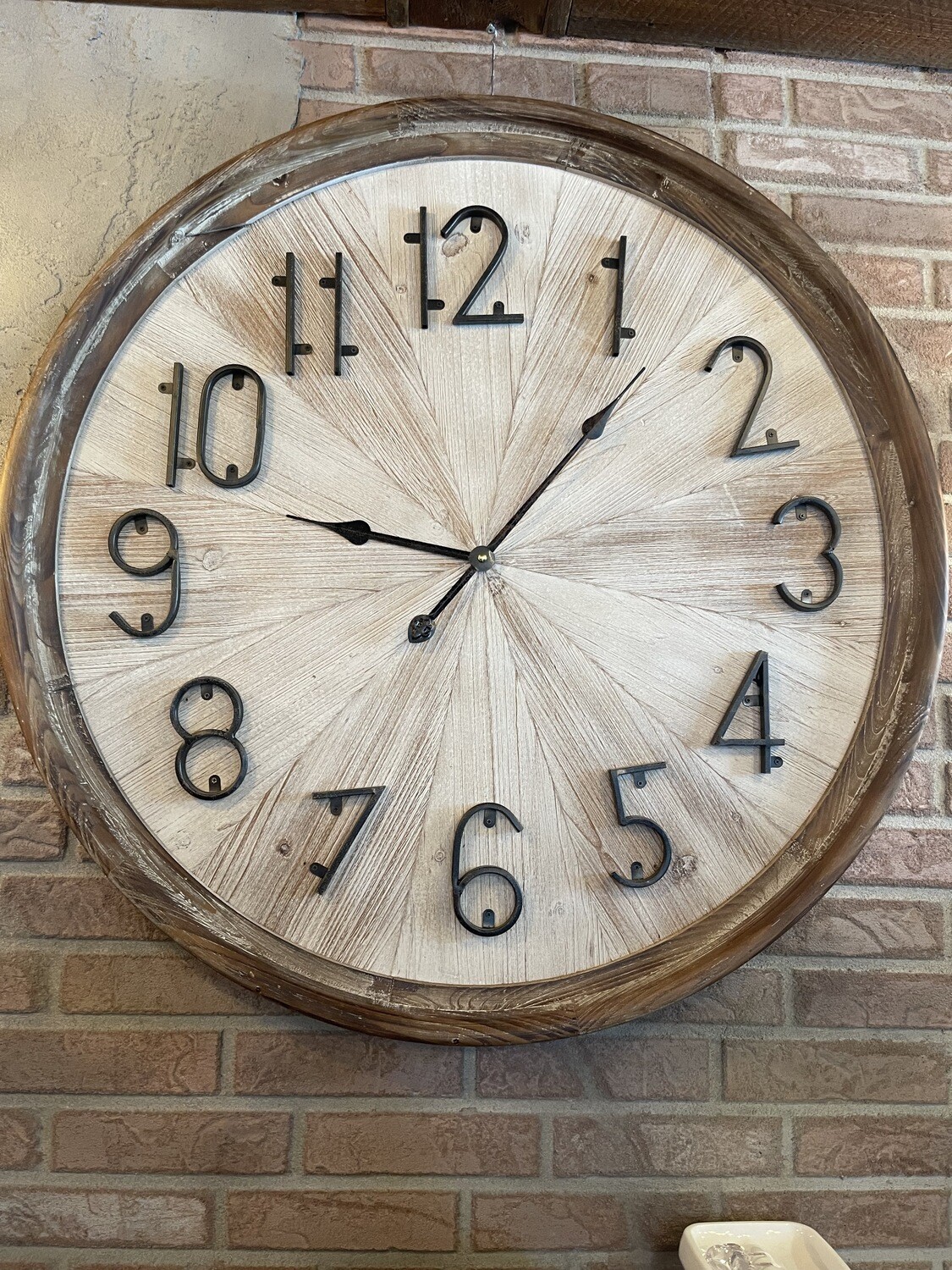 Round Whitewash Clock