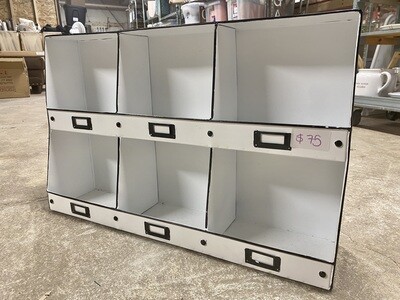 Enamel 6 Pocket Cubby