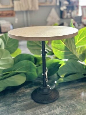 Adjustable Iron Server