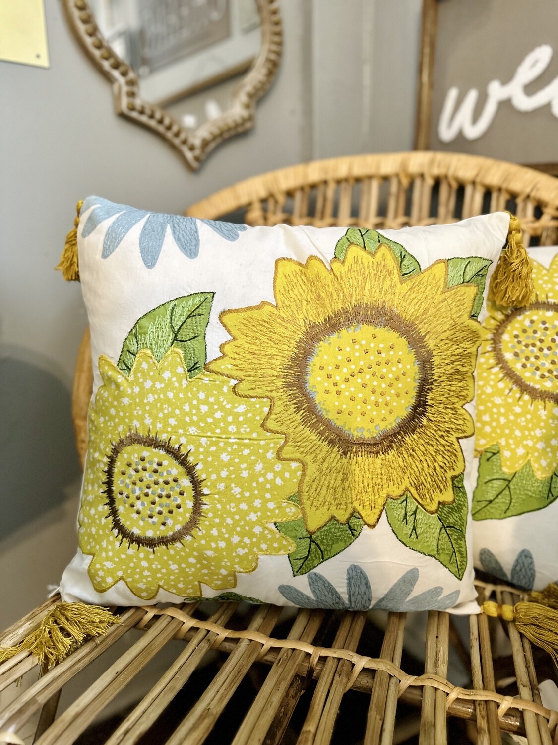 Sunflower Pillow 16x16"