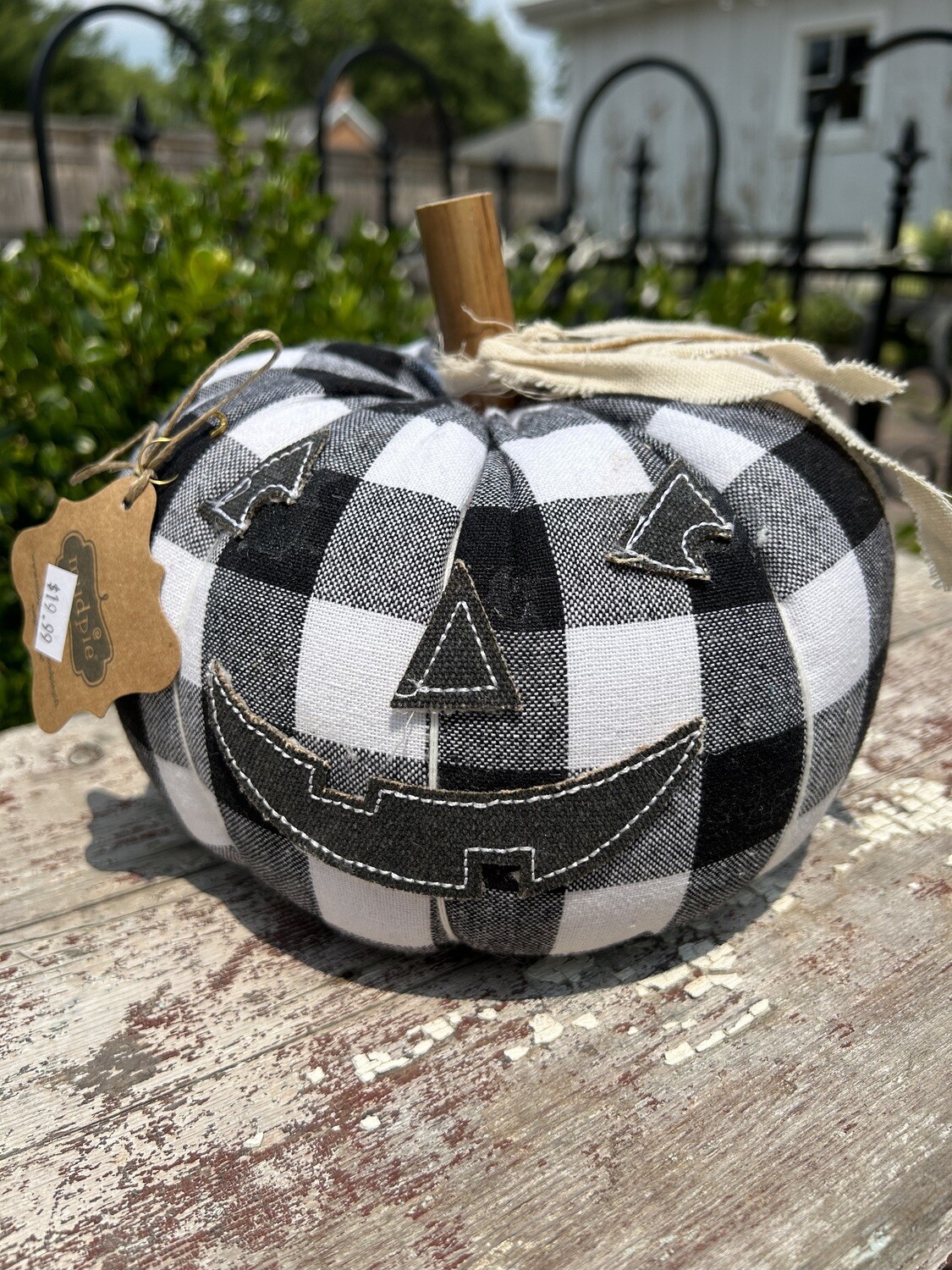 Black/White Pumpkin Jack-O-Lantern Sitter