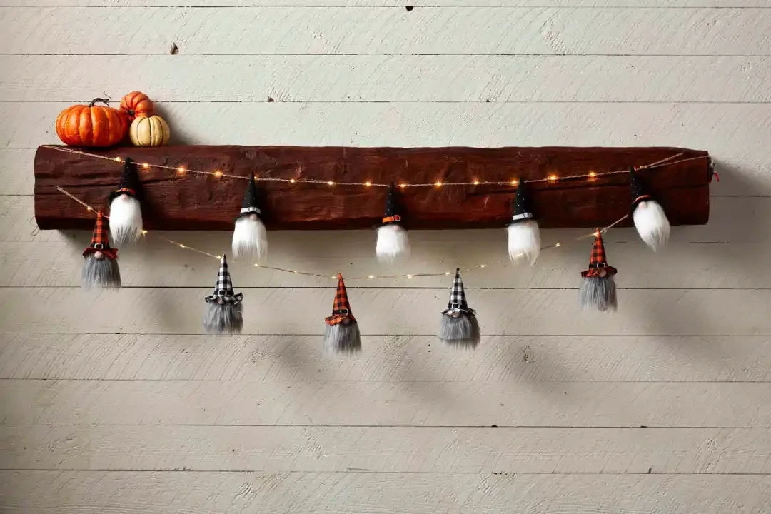 Dotted Light Up Gnome Garland