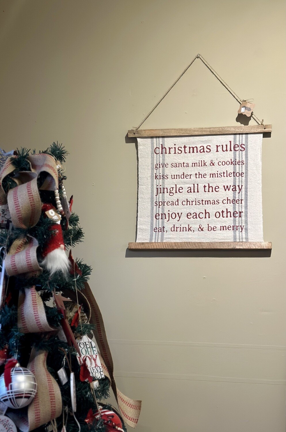 Holiday Rules Reverse Scroll