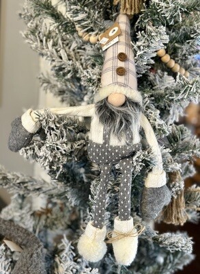 Winter Dangle Gnomes 