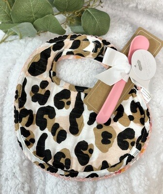 Leopard Bib and Spoon Set