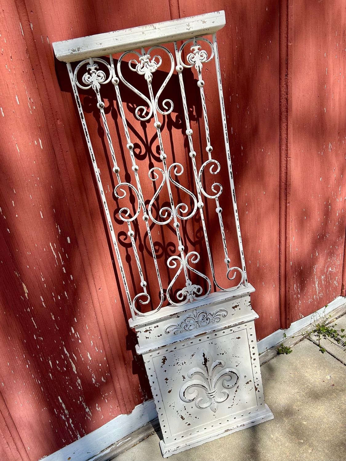 Printed Scroll Door Decor