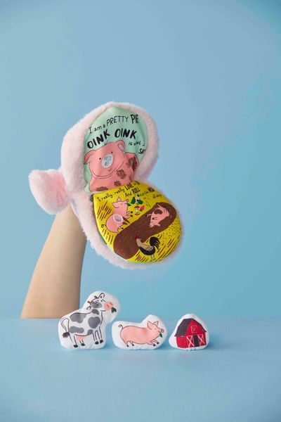 Pig Puppet Book 