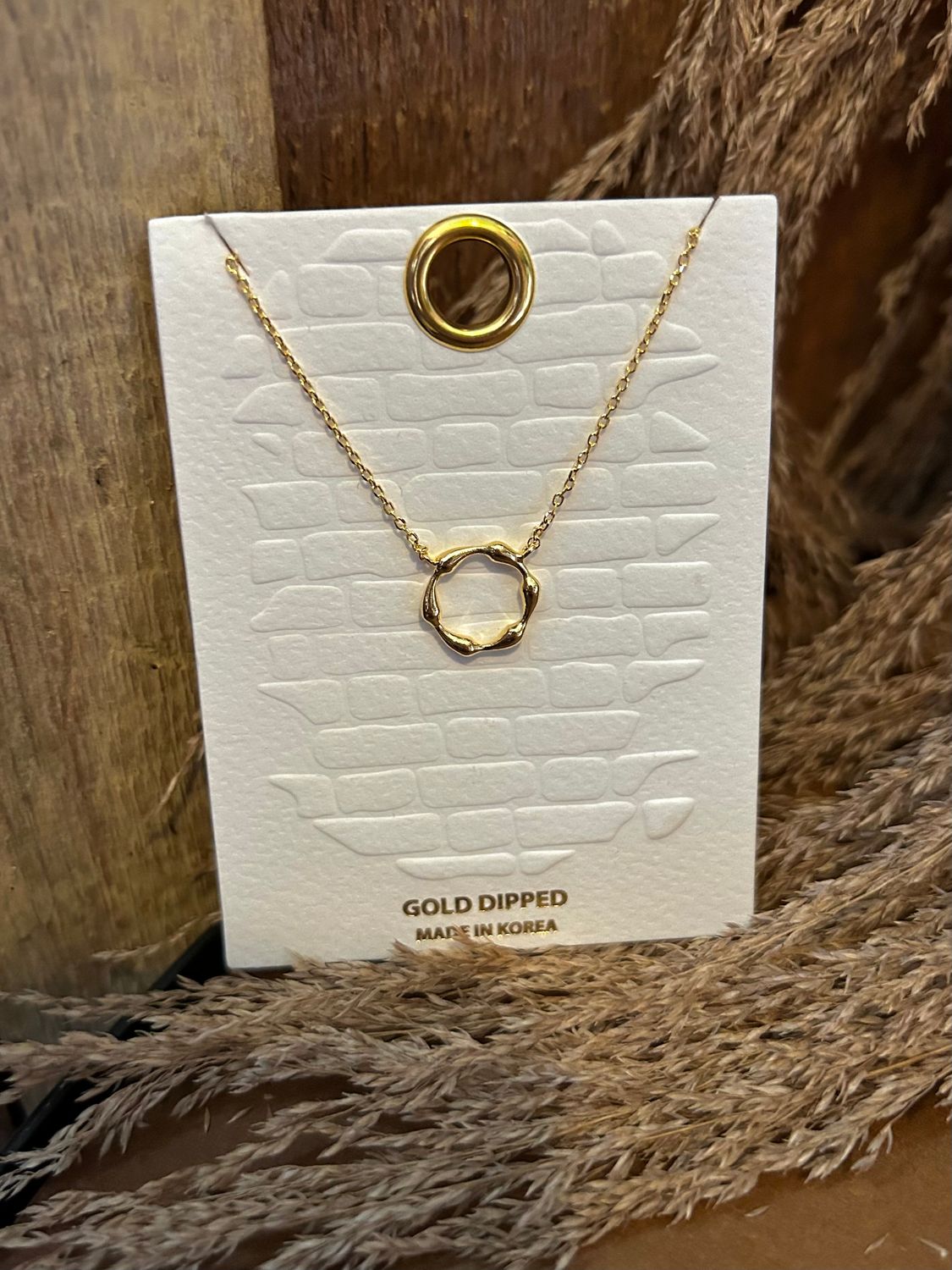 Gold-Dipped Circle Necklace 