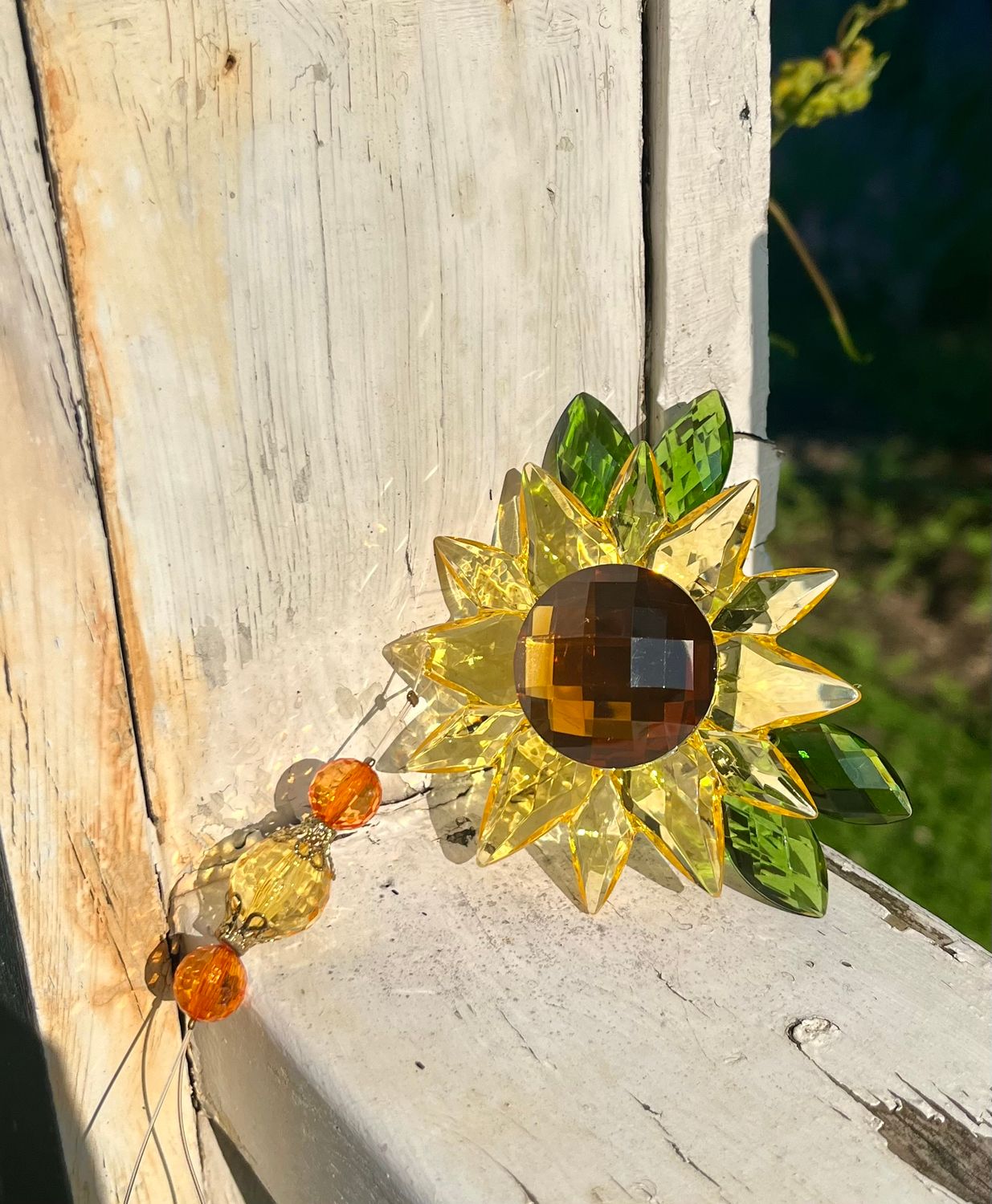 5.5&quot; Sunflower Pendant