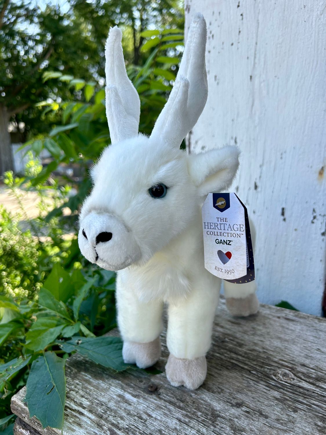 11&quot; Heritage Arctic Reindeer