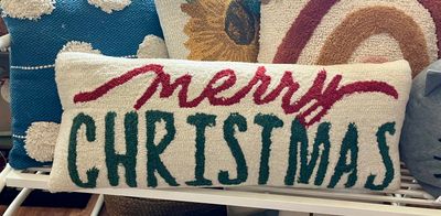  Merry Christmas Pillow