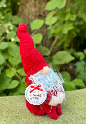Santa Gnome Shelf Sitter