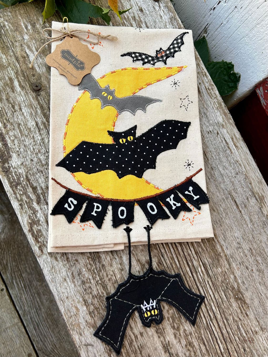 Bat Dangle Leg Towel