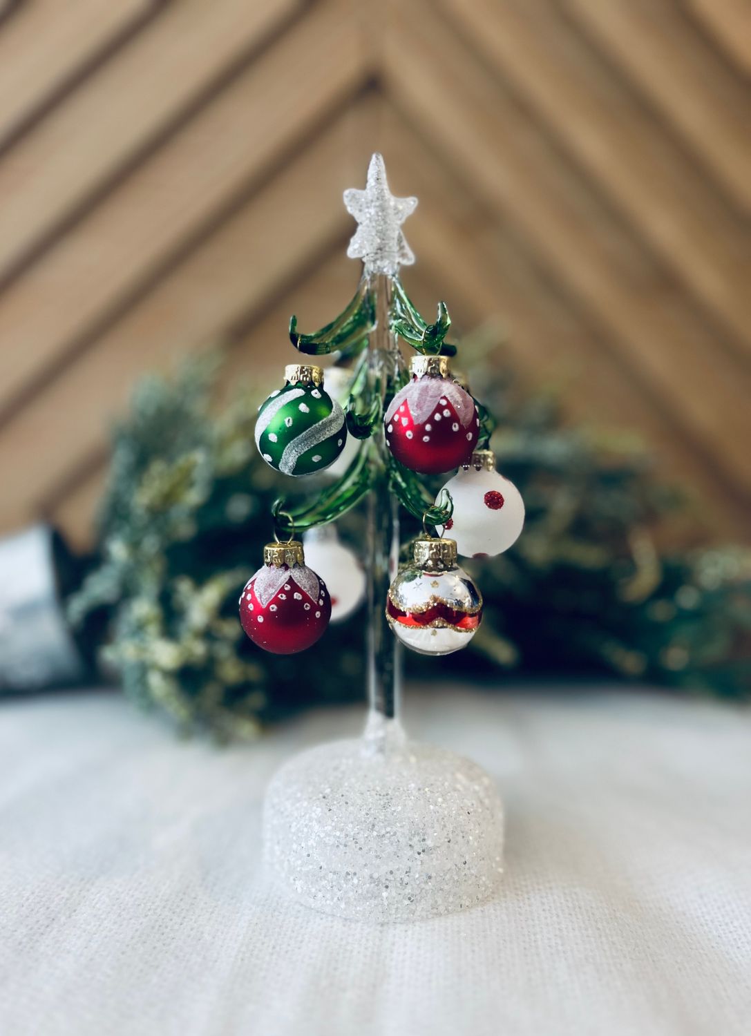 Light Up Christmas Tree With Patterns