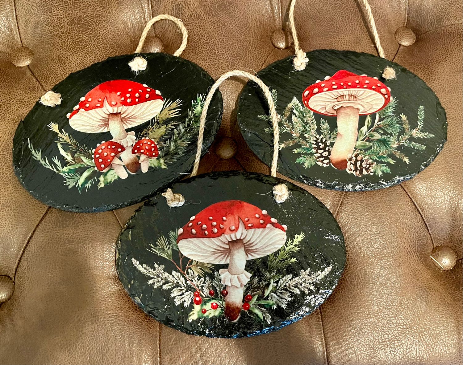 Holiday Mushroom Hanger 