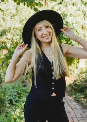 Linen Cropped Vest