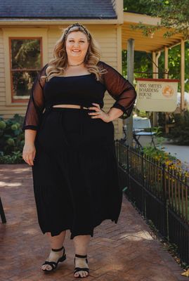 Plus Size Mesh Ruched Long Sleeve Top