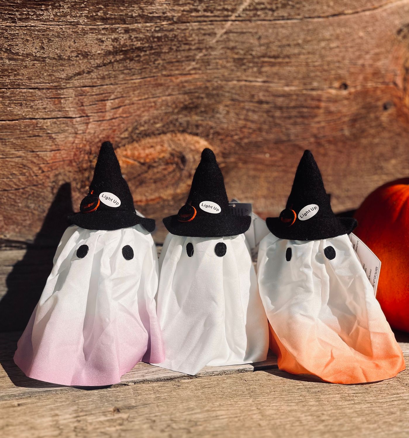 Light Up Ghost Figures 