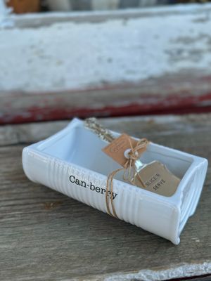 Can-Berry Dish Set