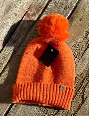 Color Me Crazy Beanie W Pom