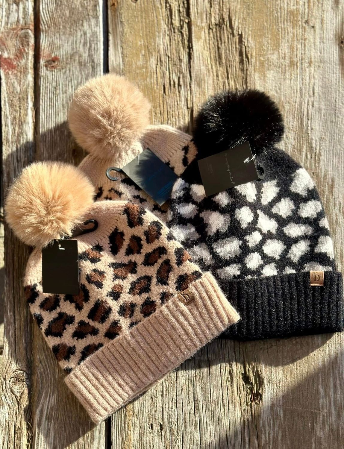  Leopard Pom Pom Hat