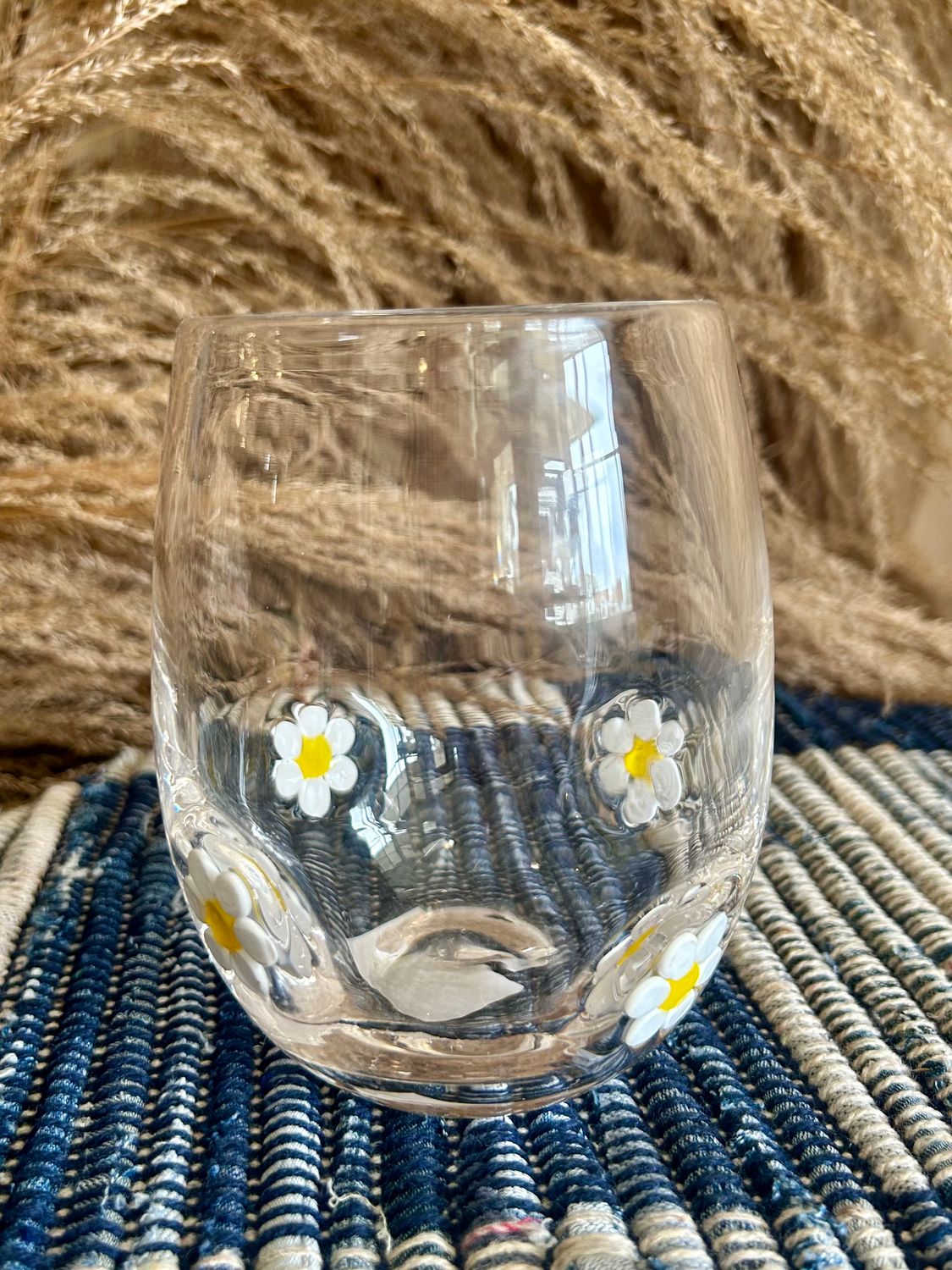 Daisy Stemless Wine Glass