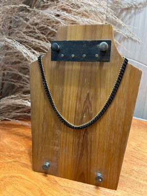 Two Layer Black &amp; Gold Small Chain Necklace