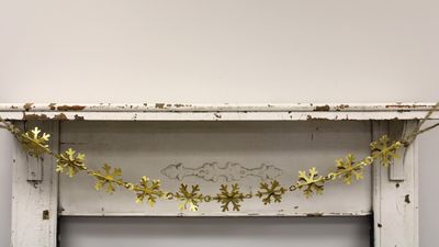 Gold Metal 3D Snowflake Garland 