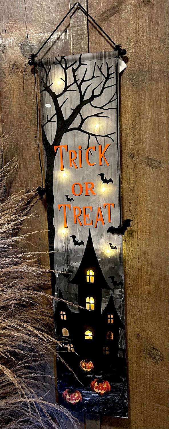 Light Up Halloween Banner
