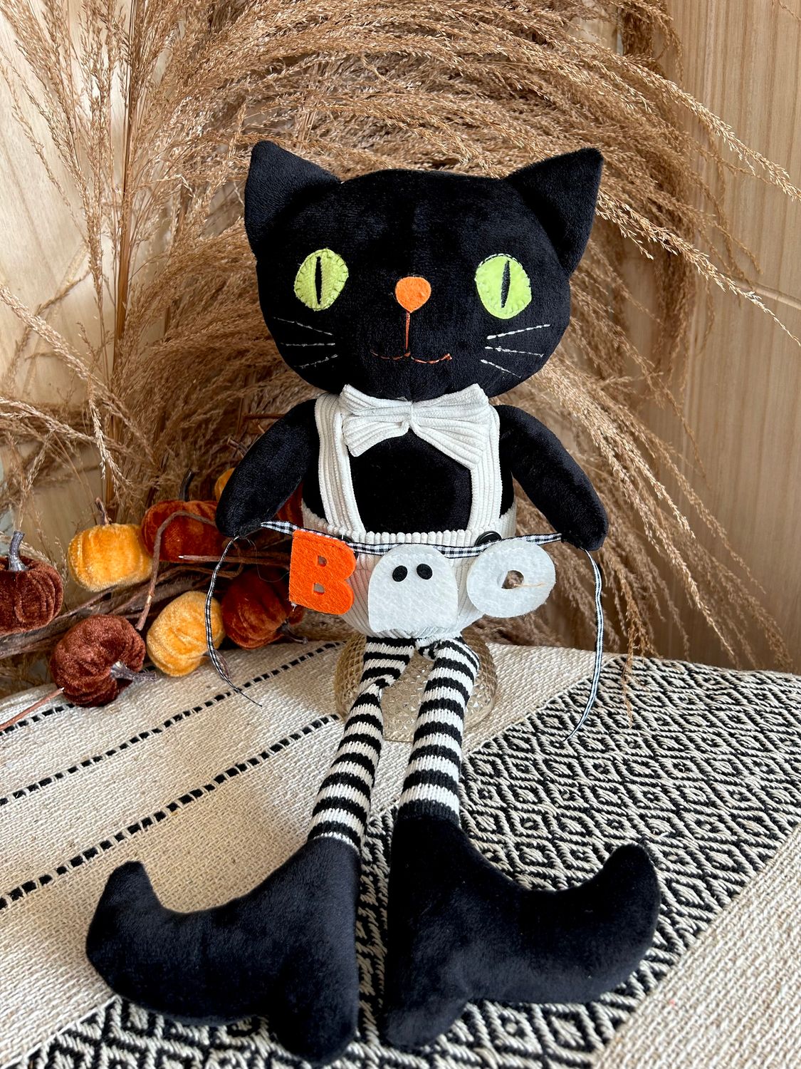 Halloween Cat Shelf Sitter