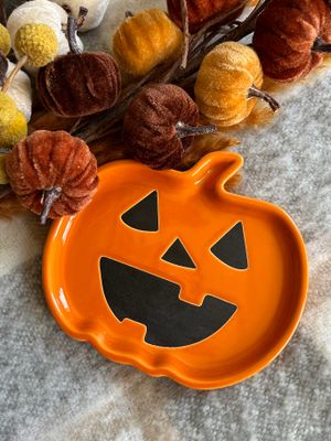 Happy Halloween App Plates