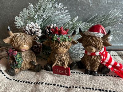 Highland Cow Figures