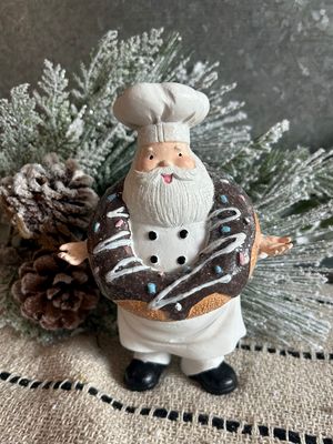 Baker Santa Figures