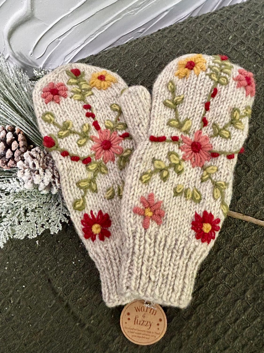 Embroidered Floral Mittens