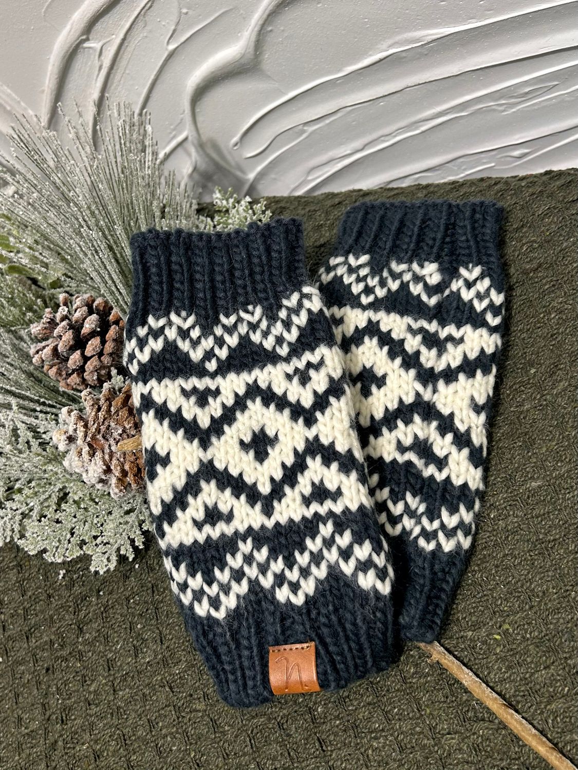 Mountain Top Wrist Warmers