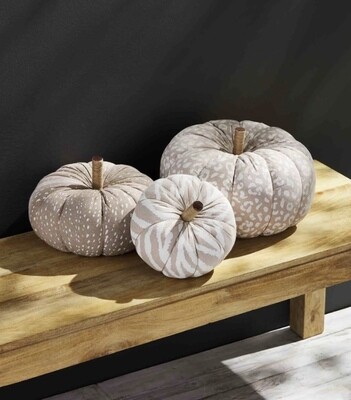 Fawn Pumpkin Sitters