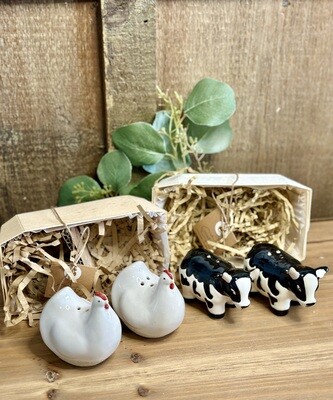 Salt &amp; Pepper Basket