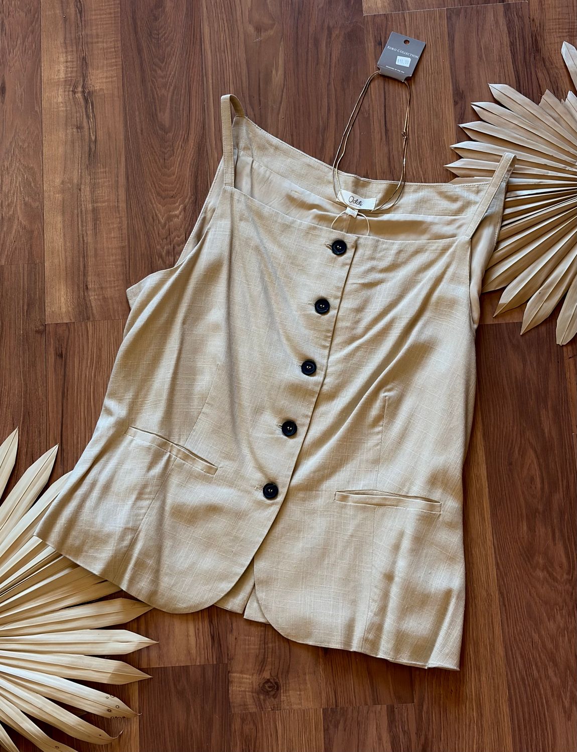 Curvy Linen Chic Vest
