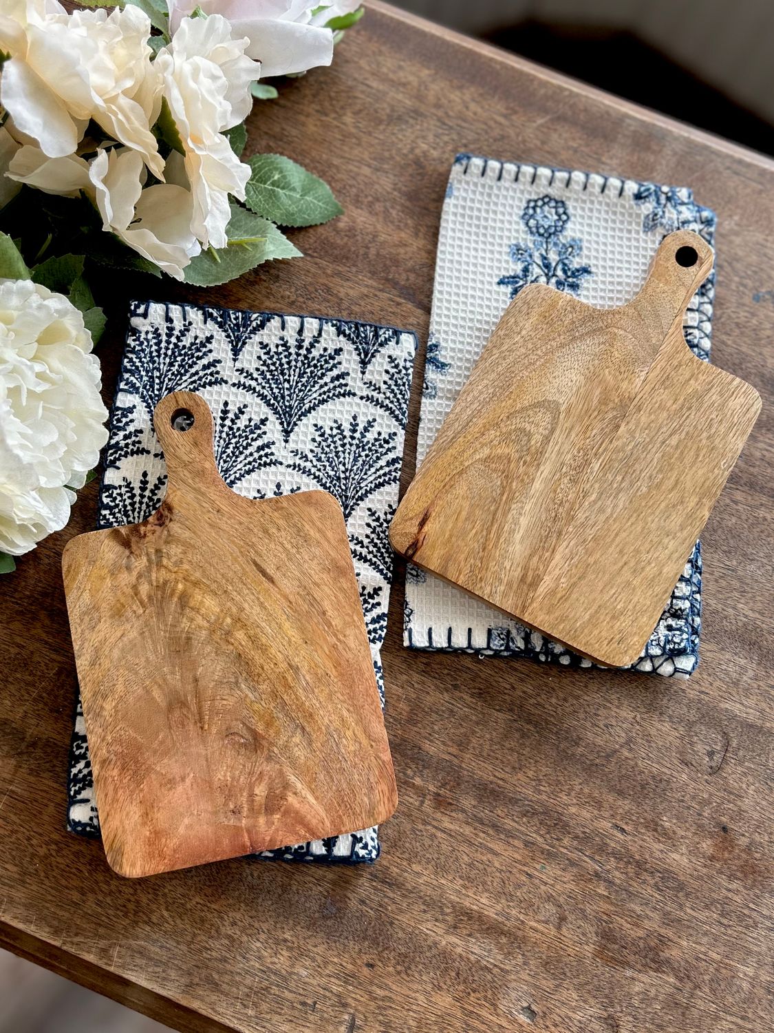 Floral Board and Towel Set